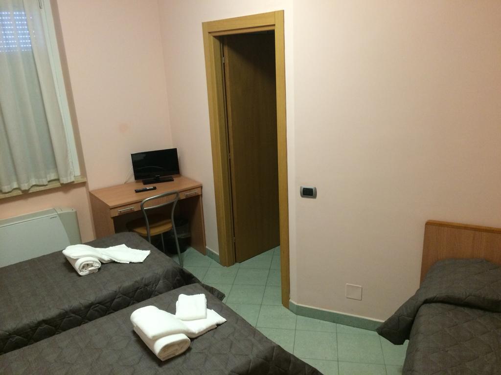 Hh Il Gabbiano Hotel La Spezia Phòng bức ảnh