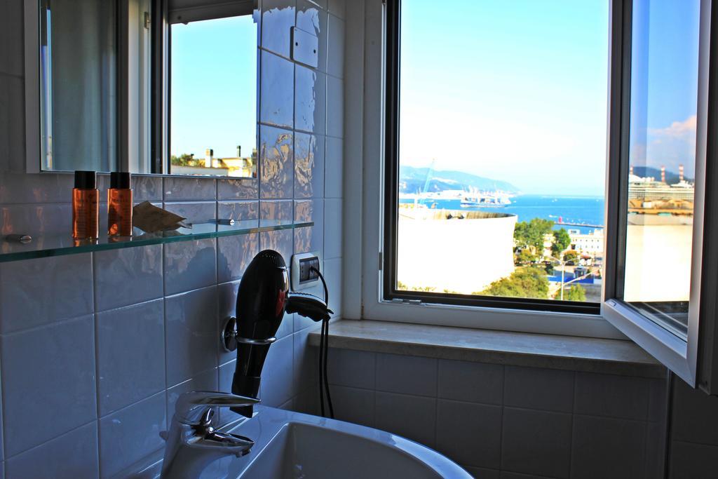 Hh Il Gabbiano Hotel La Spezia Phòng bức ảnh